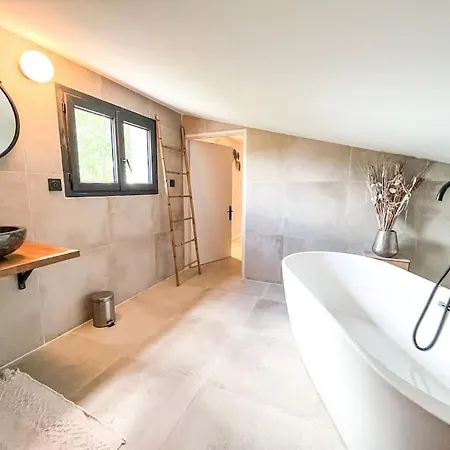 Casa vacanze Nimes, La Garrigue, Calme, Cigales