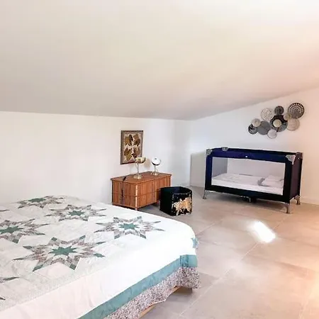 Casa vacanze Nimes, La Garrigue, Calme, Cigales